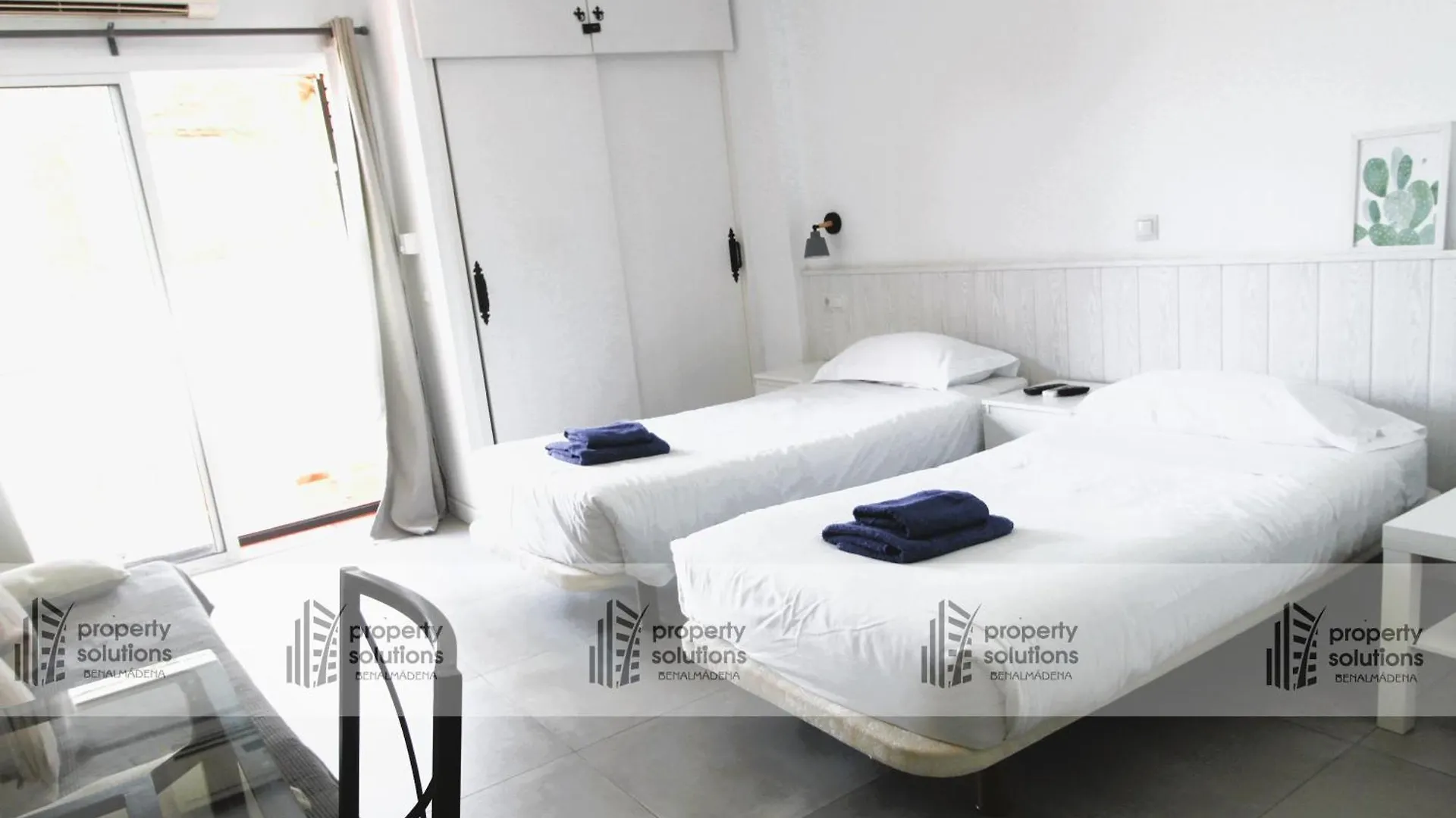 4 Jupiter Estudio- Vista A La Piscina - Playa A 700 Metros بينالماذينا