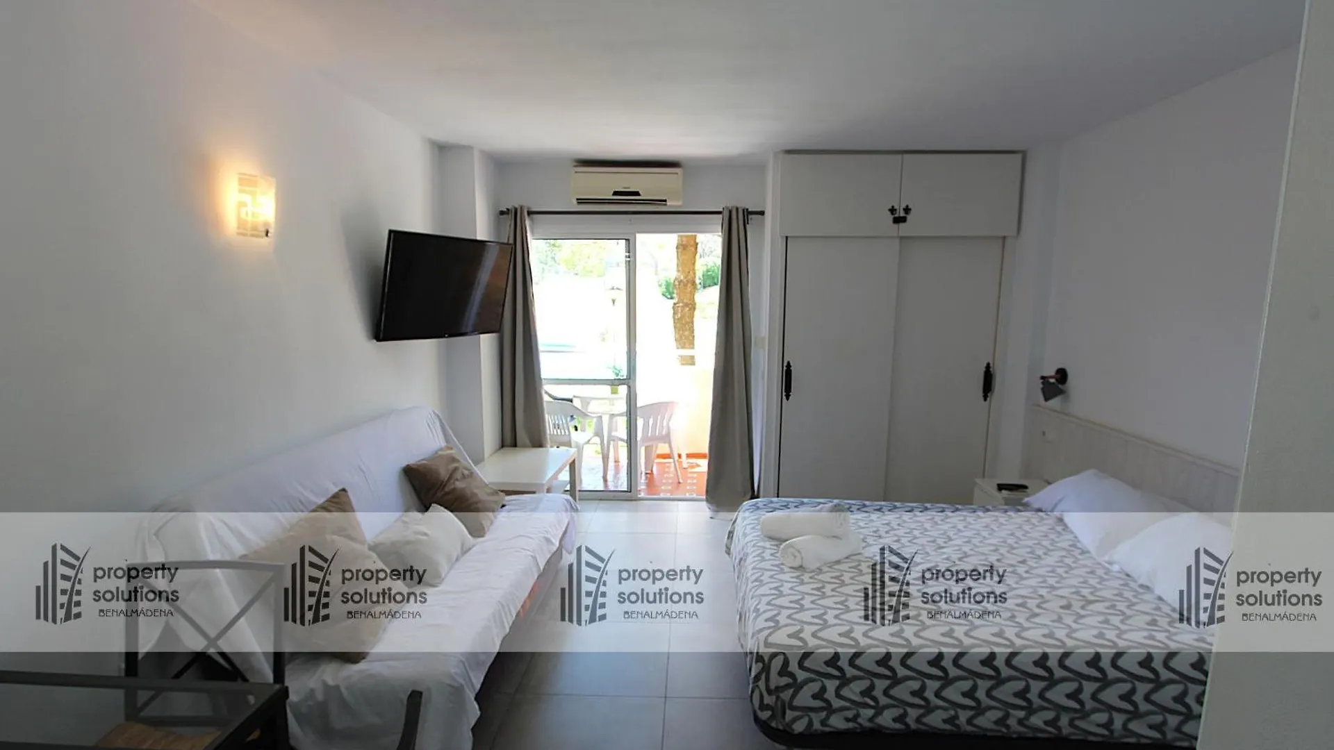 4 Jupiter Estudio- Vista A La Piscina - Playa A 700 Metros بينالماذينا 0*,  إسبانيا
